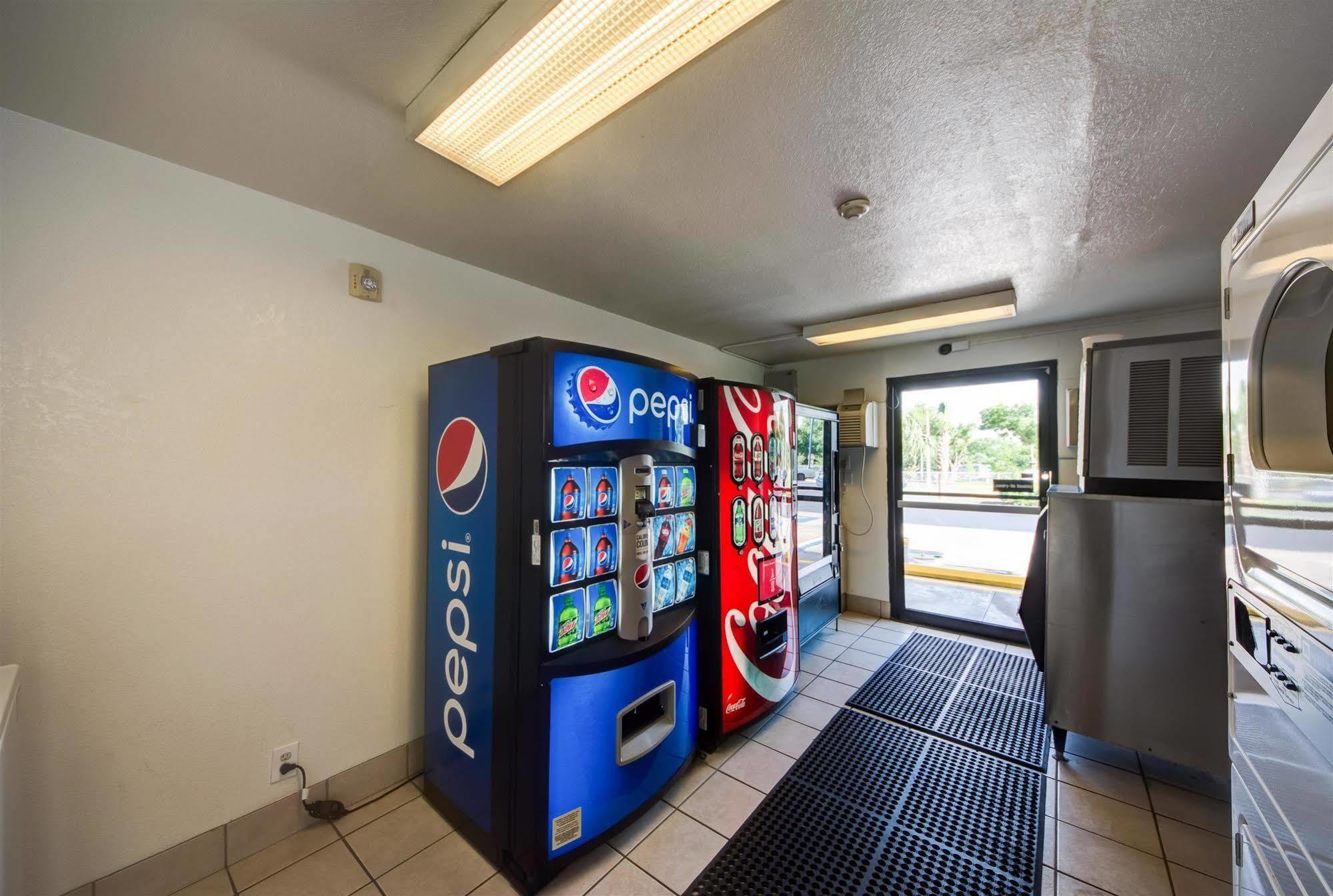 Motel 6-Lakeland, Fl ภายนอก รูปภาพ